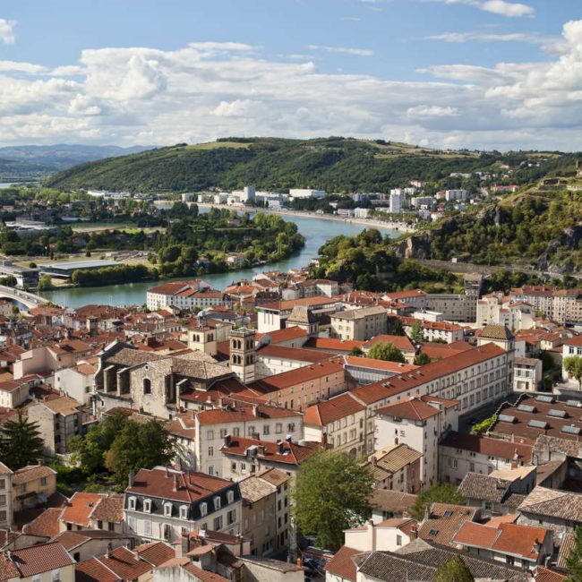 D'Avignon à Lyon à contre courant à bord d'une péniche élégante